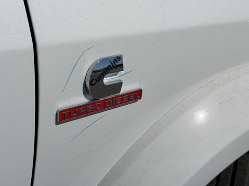 New 2026 RAM 5500 4x4 Regular Cab image 7