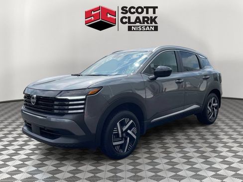Used 2026 Nissan Kicks SV FWD image 3