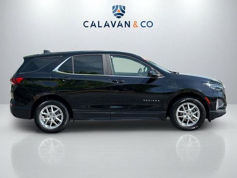 Used 2022 Chevrolet Equinox LT w/ Driver Convenience Package FWD image 8