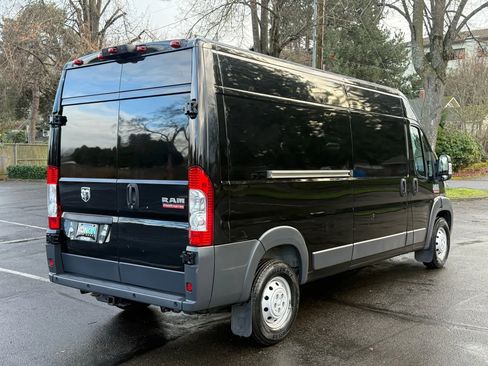 Used 2018 RAM ProMaster 2500 w/ Mopar Trailer Tow Group image 5