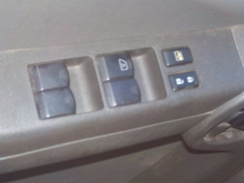 Used 2012 Nissan Xterra S image 19