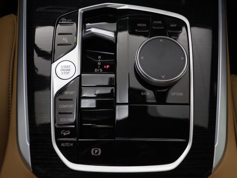 Certified 2026 BMW X5 xDrive40i AWD/4WD image 11