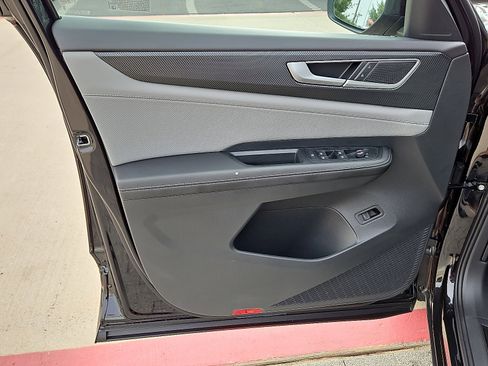 New 2026 Volkswagen Atlas Cross Sport SEL R-Line image 14