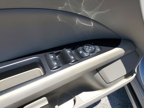 Used 2020 Ford Fusion SEL image 16