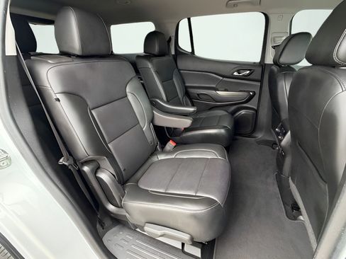Used 2021 GMC Acadia SLT FWD image 30
