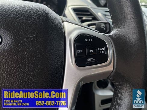 Used 2015 Ford Fiesta SE FWD image 40
