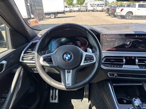 Used 2022 BMW X6 xDrive40i AWD/4WD image 11