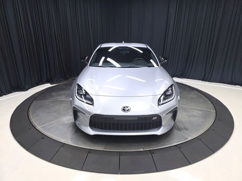 Used 2024 Toyota GR86 Premium RWD image 6