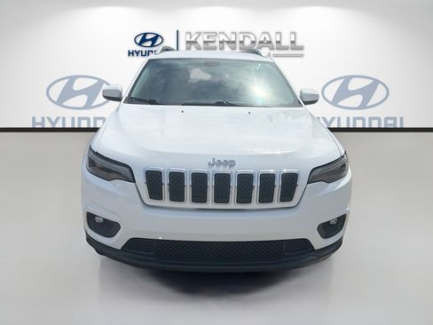 Used 2019 Jeep Cherokee Latitude w/ Popular Appearance Group AWD/4WD image 2