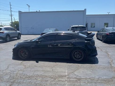 Used 2018 Honda Civic Type R image 4