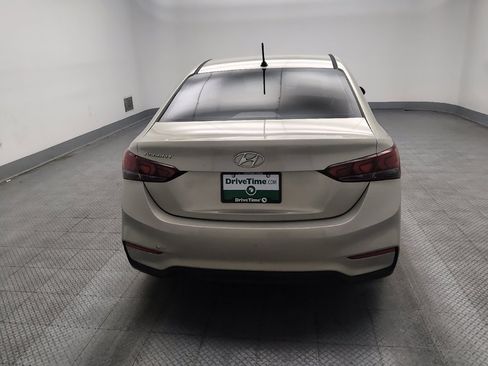 Used 2019 Hyundai Accent SE FWD image 7
