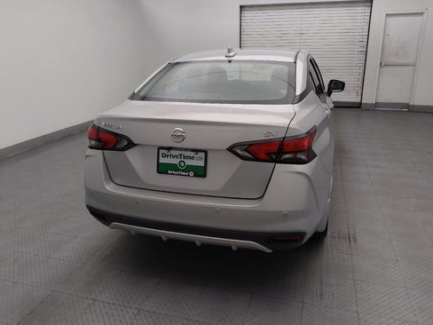 Used 2020 Nissan Versa SV FWD image 7
