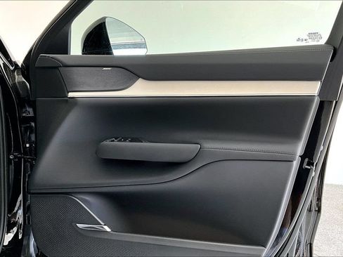 New 2026 Volvo EX90 Ultra AWD/4WD image 13