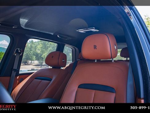 Used 2022 Rolls-Royce Cullinan w/ Dynamic Package image 25