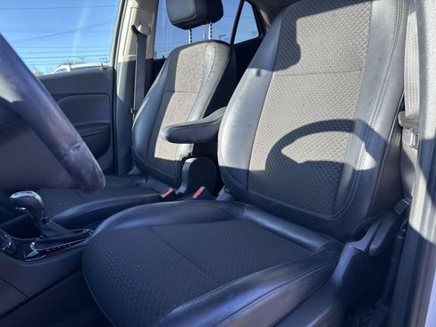 Used 2019 Buick Encore Sport Touring w/ Safety Package AWD/4WD image 8