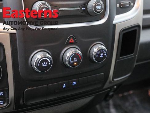 Used 2020 RAM 1500 Classic SLT image 20