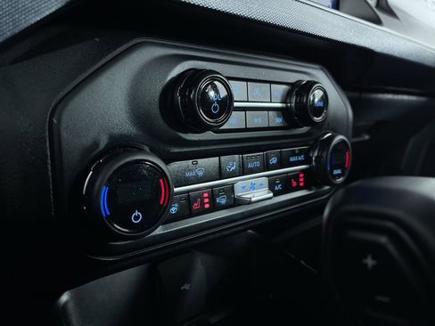 Used 2023 Ford Bronco Outer Banks image 21