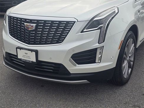 Used 2023 Cadillac XT5 Premium Luxury w/ Technology Package image 9
