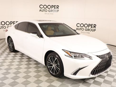 Used 2024 Lexus ES 350 w/ Premium Package FWD image 1