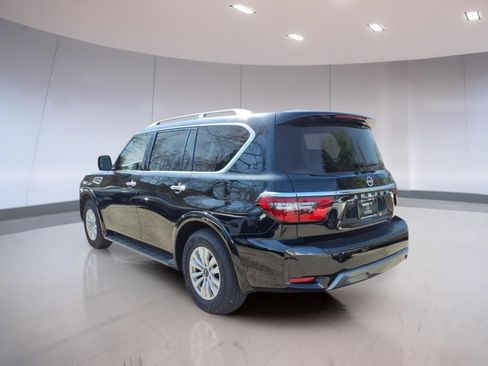 Used 2024 Nissan Armada SV AWD/4WD image 3