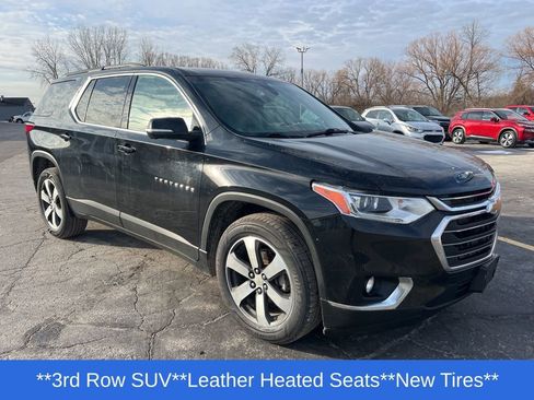 Used 2020 Chevrolet Traverse LT w/ LT Premium Package image 32
