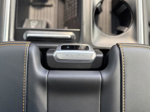 New 2025 Ford Expedition Tremor image 32