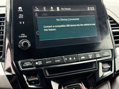 Used 2023 Honda Odyssey Sport image 24