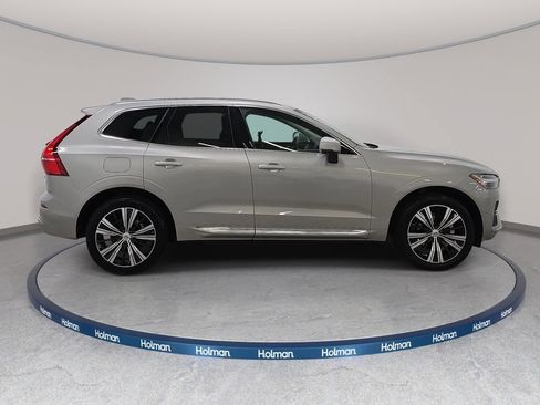 Used 2022 Volvo XC60 B5 Inscription w/ Advanced Package AWD/4WD image 5