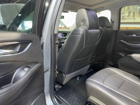Used 2020 Buick Enclave Avenir FWD image 19
