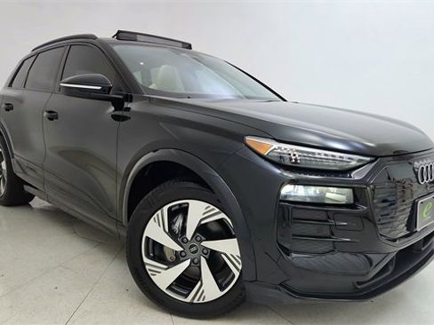 Used 2025 Audi Q6 e-tron Premium Plus w/ Premium Plus image 1