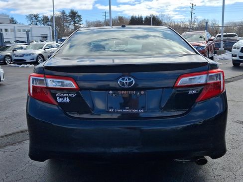 Used 2012 Toyota Camry SE image 5