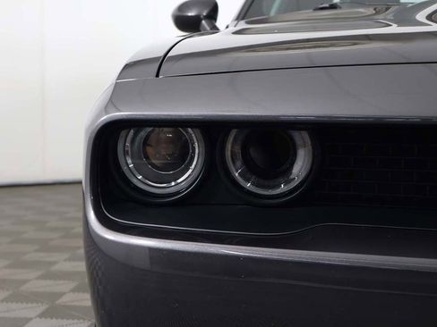 Used 2016 Dodge Challenger SRT Hellcat image 14
