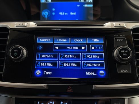 Used 2015 Honda Accord EX-L image 30