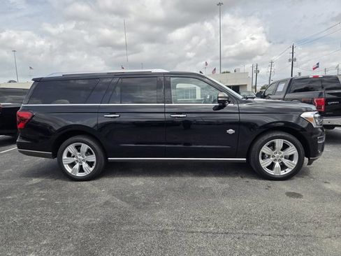 Certified 2023 Ford Expedition Max King Ranch AWD/4WD image 4