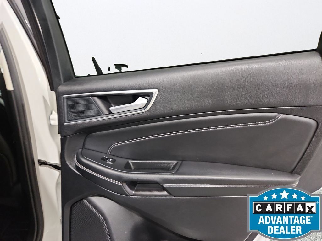 Used 2024 Ford Edge Titanium w/ Equipment Group 301A AWD/4WD image 27