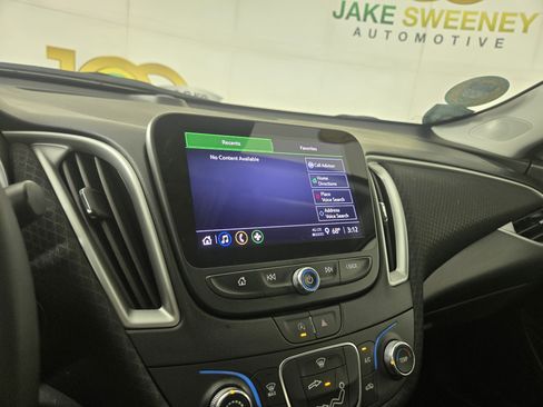 Used 2024 Chevrolet Malibu RS FWD image 21