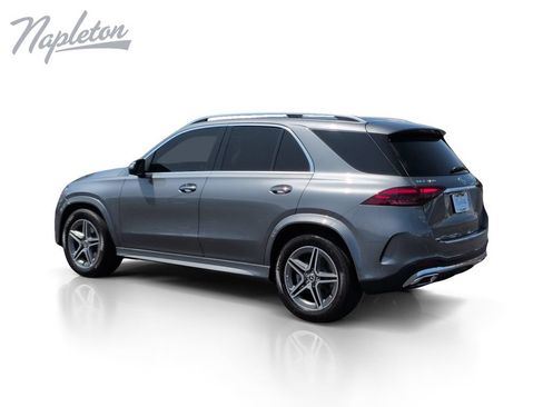 Used 2025 Mercedes-Benz GLE 350 4MATIC w/ AMG Line Exterior image 3