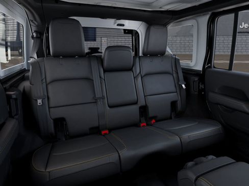 New 2026 Jeep Wrangler Unlimited Sahara AWD/4WD image 15
