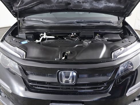 Used 2022 Honda Pilot Sport image 18