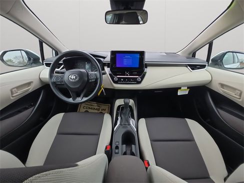 Certified 2025 Toyota Corolla LE image 17