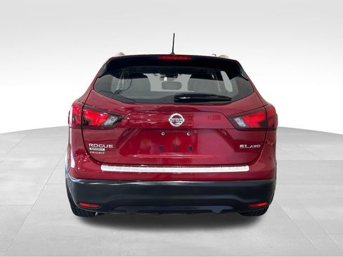 Used 2018 Nissan Rogue Sport SL w/ SL Premium Package AWD/4WD image 4