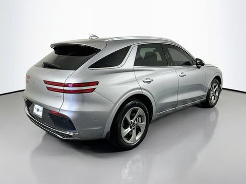 Used 2026 Genesis GV70 2.5T Advanced AWD/4WD image 5