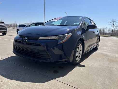 Certified 2024 Toyota Corolla LE image 6