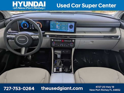 Used 2025 Hyundai Tucson SEL FWD image 18