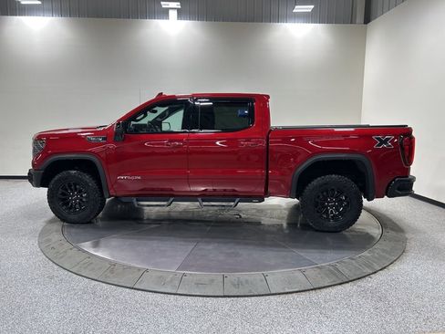 Used 2023 GMC Sierra 1500 AT4X image 10