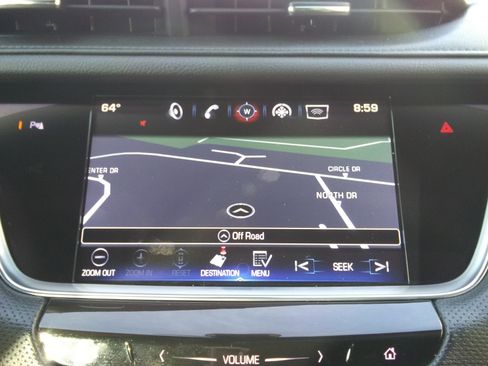 Used 2017 Cadillac XT5 Premium Luxury image 24