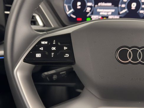 Used 2023 Audi Q4 e-tron Premium Plus w/ Premium Plus image 21