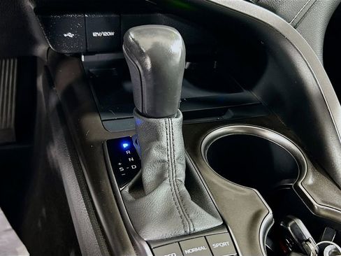 Used 2024 Toyota Camry XSE w/ Cold Weather Package FWD image 13
