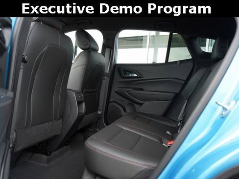 Used 2025 Chevrolet Trax RS w/ Driver Confidence Package image 31