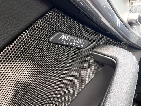 Used 2019 Jaguar F-TYPE Convertible RWD image 13